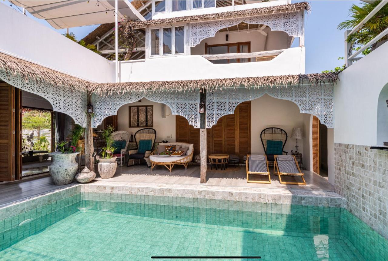 Lory'S Home Bangkok Exterior photo